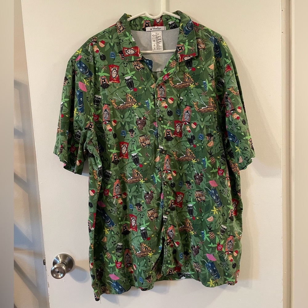 Disney Parks Trader Sam’s shirt